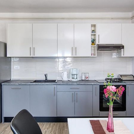 Apartment Tisno 5130C エクステリア 写真